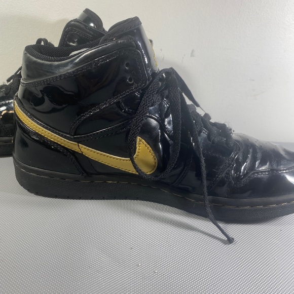 Air Jordan 1 Retro GS 'Metallic Gold Men’s Size 9 030911 PC8 - Picture 3 of 7